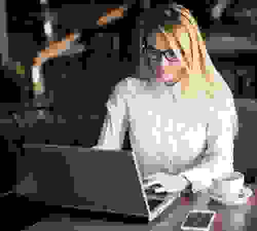 university-cap-img-1